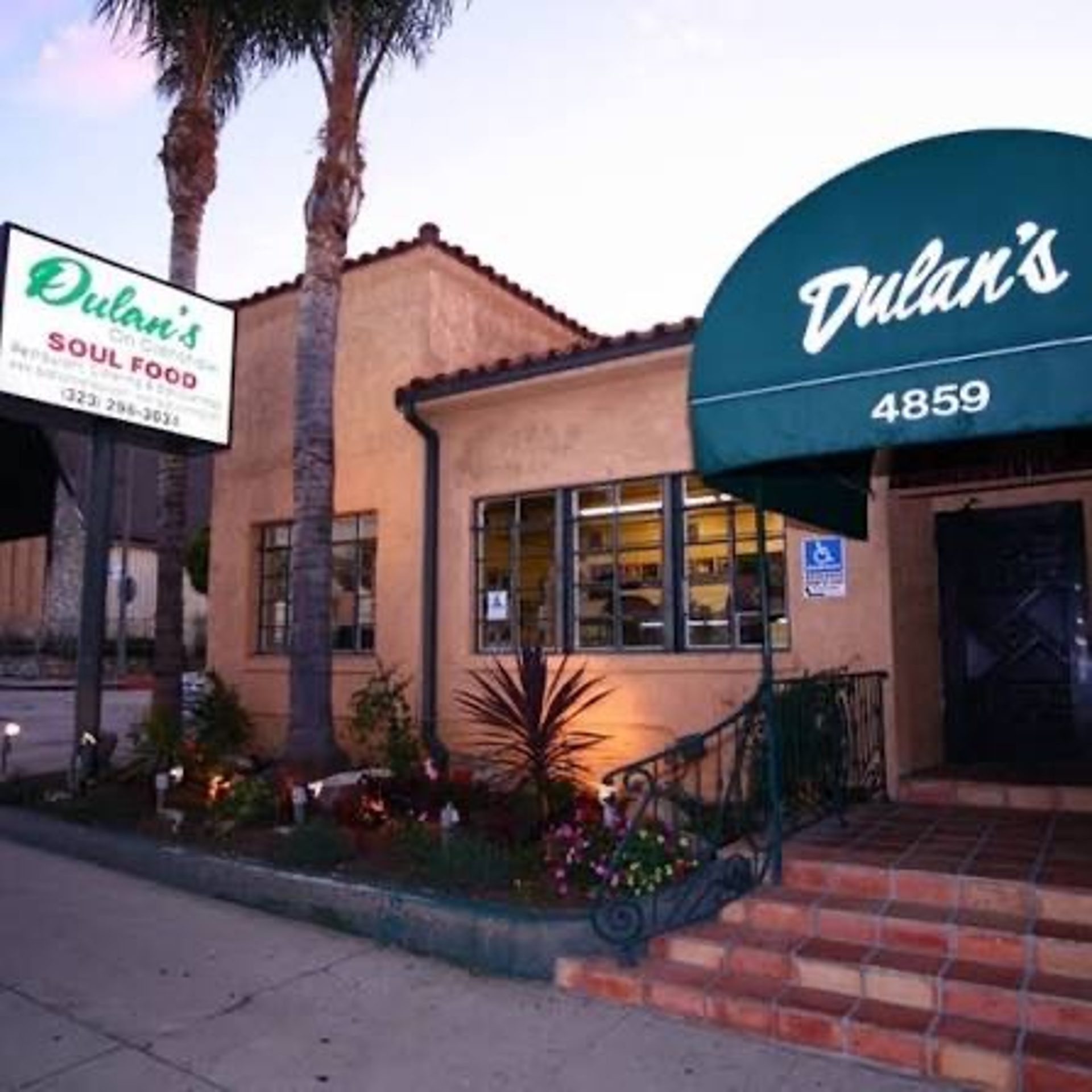 A corner of Crenshaw Boulevard