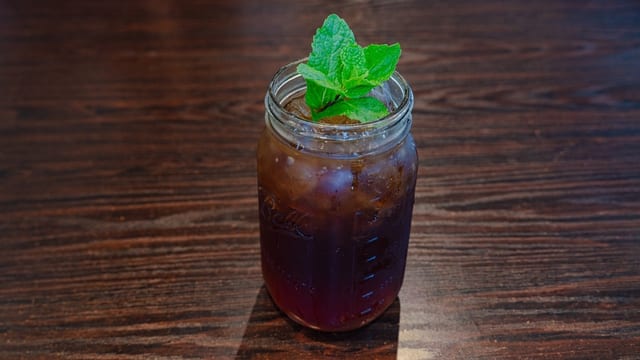 SOUTHERN SWEET TEA.